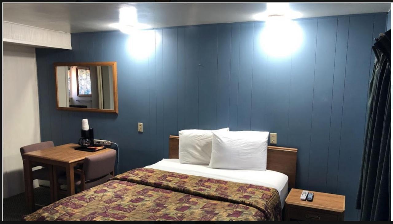 Wyoming Motel Wheatland Esterno foto